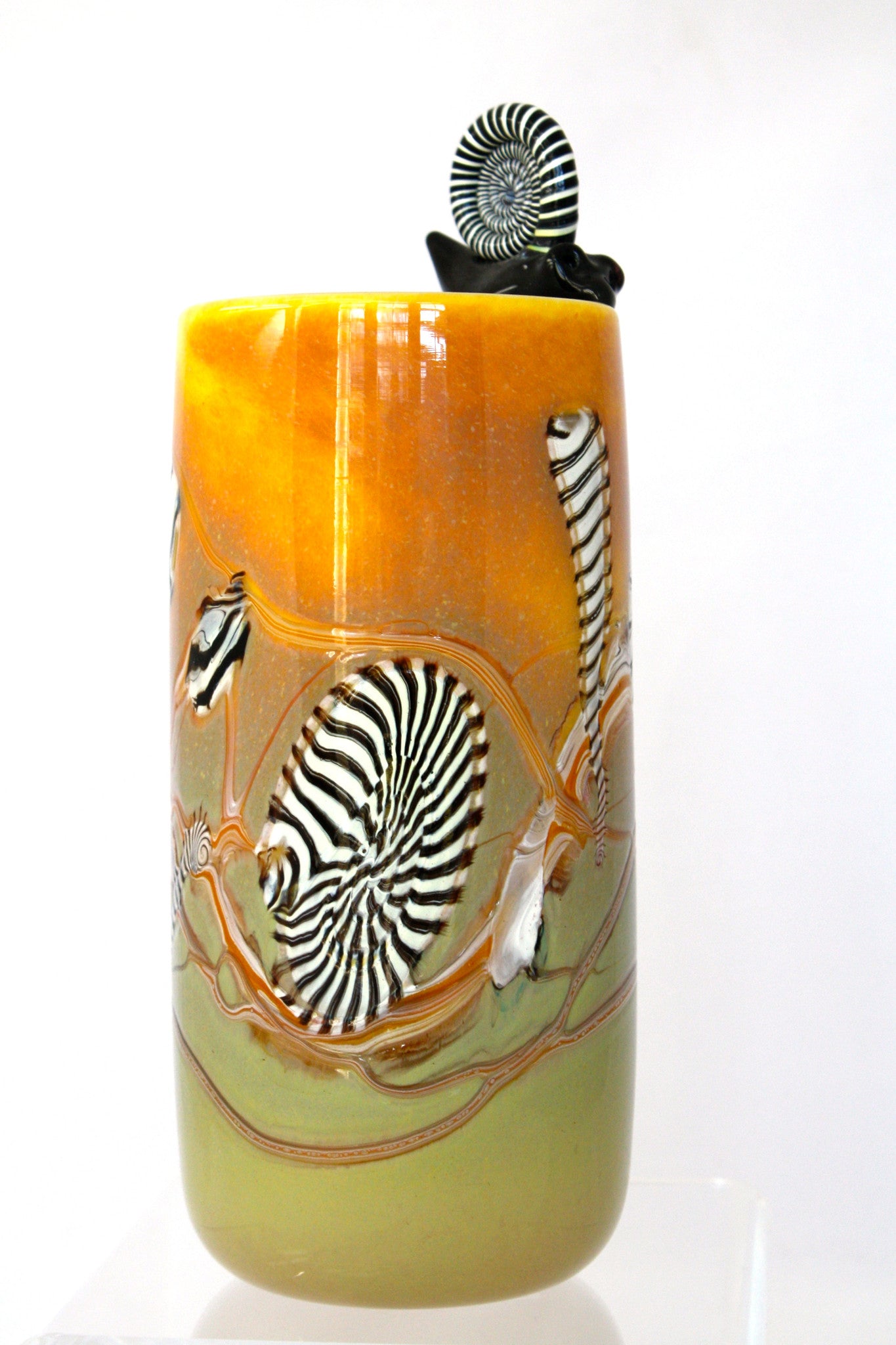 Sumo Glass Studio – LMB Art Glass